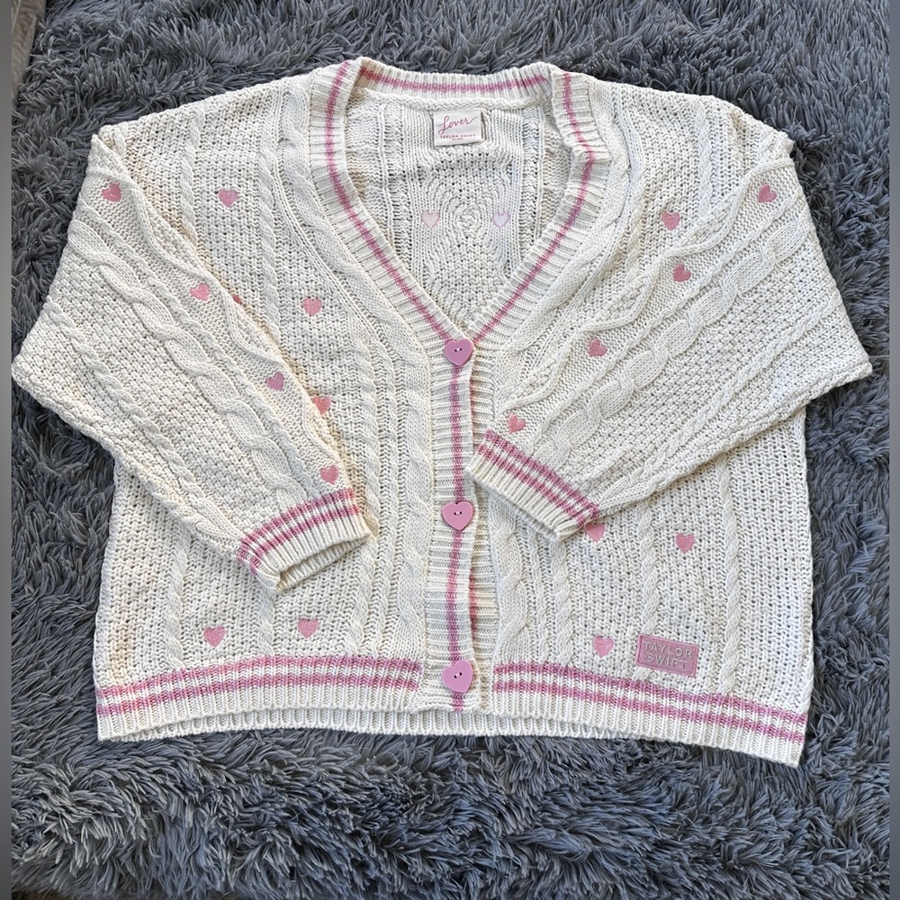 Taylor Swift Lover Cardigan - XL/2XL
Never Worn